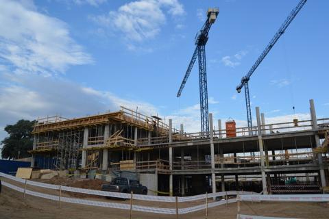 Visita a la obra del Sanatorio del BSE