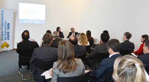 SiGa y ANDE colaboran con las pymes a través de un nuevo fideicomiso